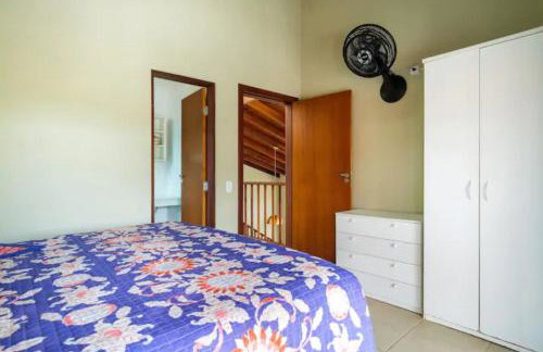 CHARMOSA CASA EM CONDO A 01 QUADRA DA PRAIA DO SAPE UBATUBA com churrasqueira, forno pizza, wifi - Foto 31