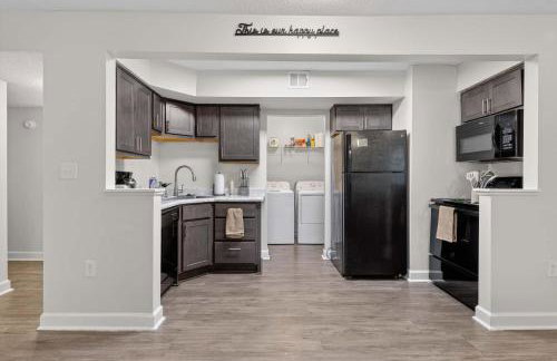 New Seasonal Comfort near USC and Riverwalk Trails - Foto 3