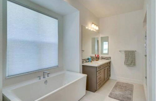 Waterfront Resort Style Villa - 5 min to fastwater - Foto 8