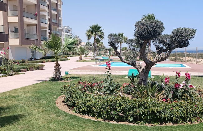 Beach Front Luxury Living Apartment - Foto 11