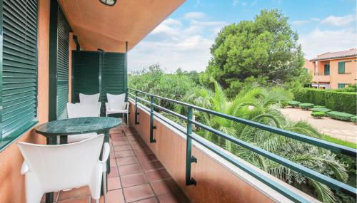 Awesome Apartment In L'ametlla De Mar - Foto 2