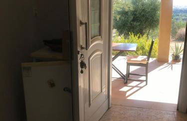 Mountain House near Pyrgos Ilias - Photo 25