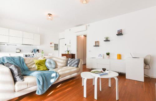 GuestHost- Casa Marina Apartment with Terrace! - Foto 4