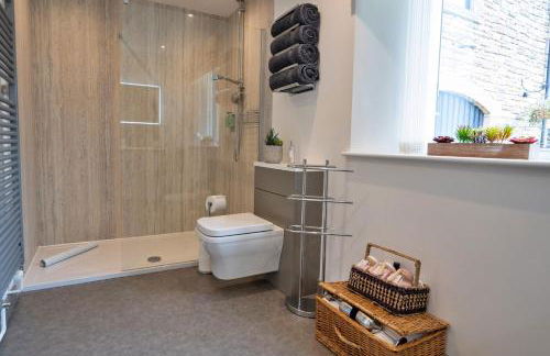 Finest Retreats - Westhills Cottage - Photo 14