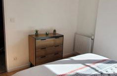 Appartement d'Hippolyte - Vue musée Rimbaud - Foto 11