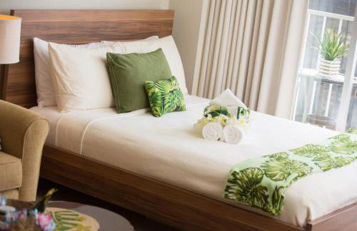 Tropical Studios at Marine Surf Waikiki - FREE PARKING - BEST LOCATION - FULL KITCHEN - SWIMMING POOL - Foto 138