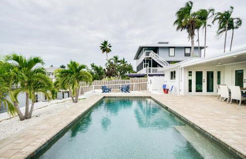 Updated St James City Home on Canal with Pool and Dock - Foto 26