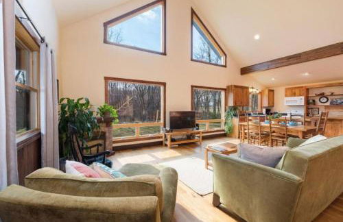 Luxury Cabin for Rent near the Shenandoah National Park, Virginia - Photo 53