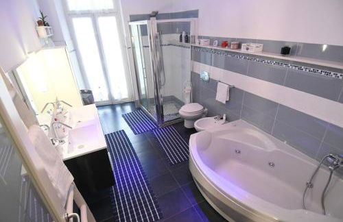 CasAda - Ampio appartamento con vista mare nel cuore di Vado Ligure - Foto 26