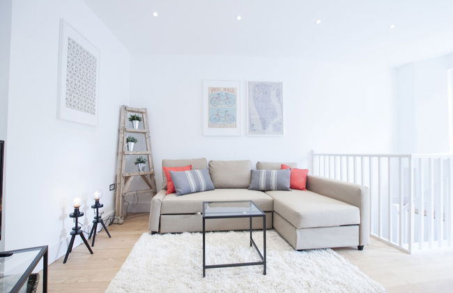 Greyhound Residences by Allô Housing - Foto 13