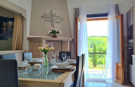 VAL D'ORCIA DELUXE 3 incantevole casa con vista sulle colline, WiFi e parcheggio - Foto 6