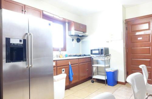 1 Bus Stop To NYC-Hot Tub-EWR Airport-Free Parking - Foto 37