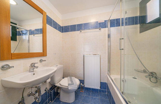 Villa Niki With Swimming Pool - Photo 23