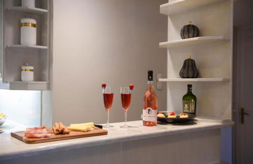 Regina's Downtown Apartment by CorfuEscapes - Foto 28