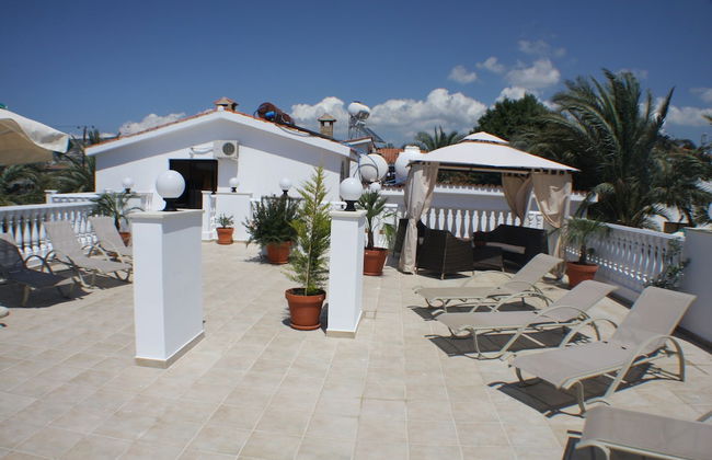 Lovely 7 Bedroom Villa !! - Photo 72