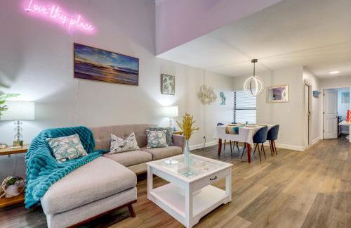 4 Mi to Atlantic Beach Chic and Trendy Townhouse! - Foto 34