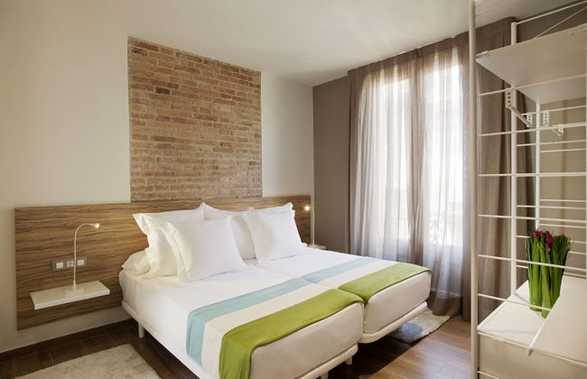 Milà Apartamentos Barcelona - Foto 24