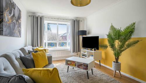 Stylish 2BR Apartment near MCR Airport - Foto 2