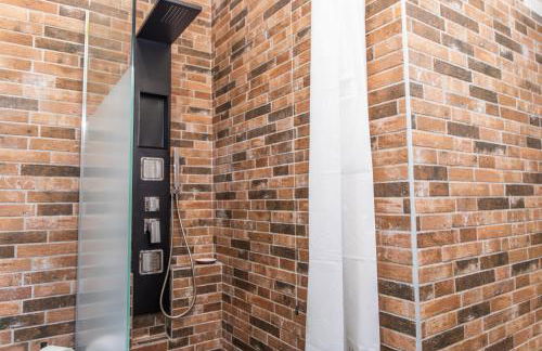 Accogliente Appartamento a pochi passi dalla Metro, San Siro e con Aria Condizionata - Foto 32