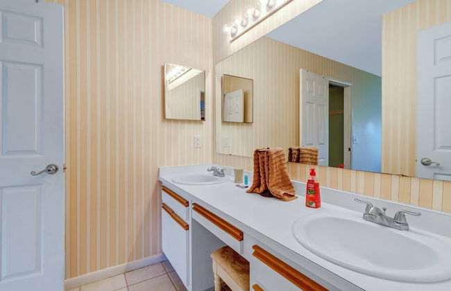 1322 SW 33rd St - Photo 9