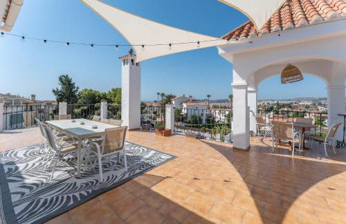 VB Villa Coto 7BR w Pool & Views - Photo 32