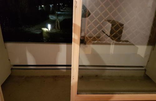 Cosy Accommodation - very central - Photo 13