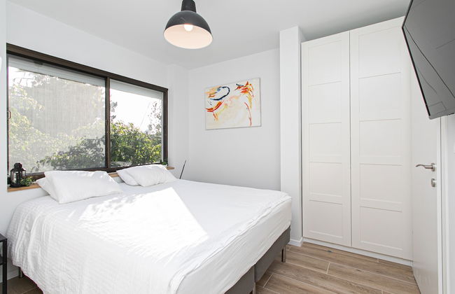 Carmel Boutique - Photo 16