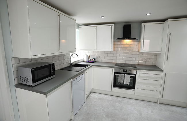 Twelve Holiday Apartments - Photo 42