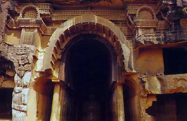 Ausflug zu den Karle- und Bhaje-Höhlen - Privat - Foto 2