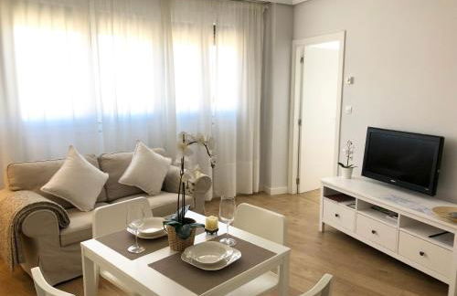 Castro Holidays - Vistas Mar y Monte Céntrico Garaje Gratis - Photo 16