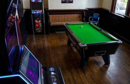 City-Centre Studio · Self-Contained · Sleeps 3 - Foto 16