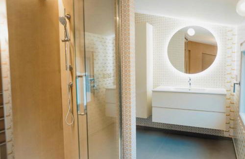 Modern House Among Spoltore Olive Trees - Foto 22