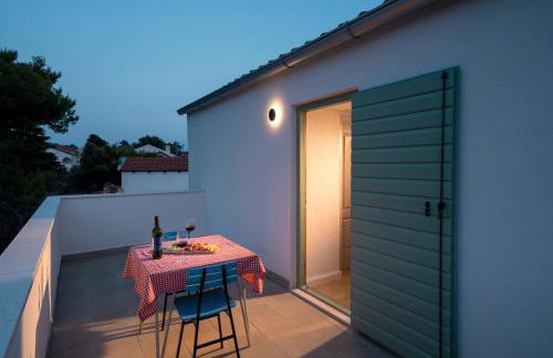 BRAND NEW Stone house MARCELA, 3 double bedrooms, pool - Foto 47