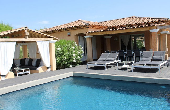 Holiday Home With Large Garden and Pool - Foto 23