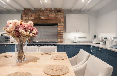 The Farmhouse - Photo 51