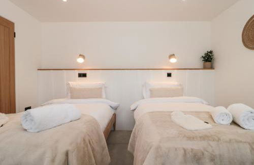 Tilia Barn - Photo 29