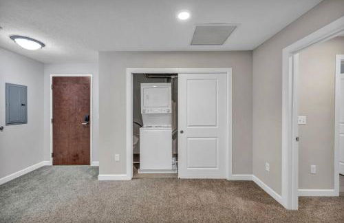 SkyTower 2BD | Parking Available | Downtown - Photo 38