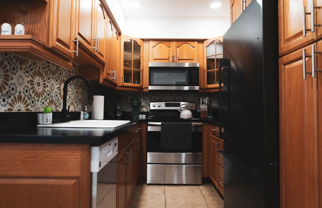 Modern Oasis - Photo 26