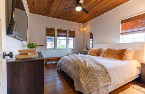 the reverie - romantic & eclectic with pool & hot tub at The Ponderosa - Foto 1