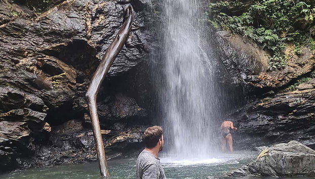 Excursión a las cascadas Avocat y la playa Maracas - Foto 3, Chapuzón en las Cascadas Avocat