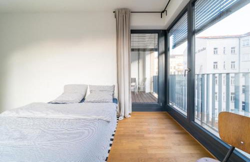 2 Bedroom Mauerpark-Apartment, Berlin Mitte View calendar - Foto 69