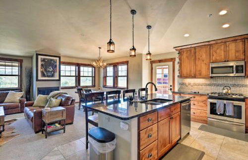 Winter Park Condo with Hot Tub and Mountain Views! - Foto 10