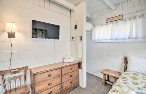 Steps to Ocean Breezy Myrtle Beach Bungalow! - Foto 12