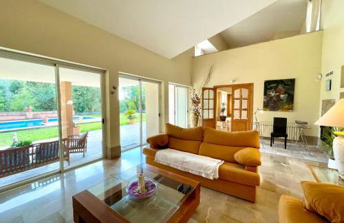 Confortable Chalet con piscina - Foto 5