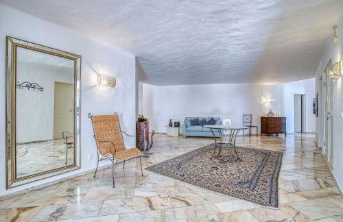 Golfinhos - MAGNIFICENT & SPACIOUS 5 BEDROOM VILLA - Foto 82