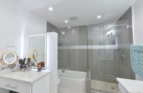 Modern Miami Oversized 3 Bedroom in Central Location - Foto 53