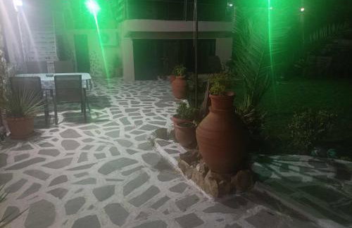 The cave of Cyclops - Foto 18