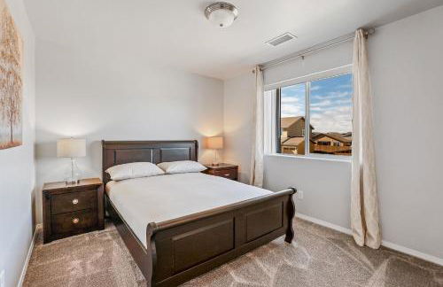 Beautiful Newly Built Home with Central AC - Foto 28