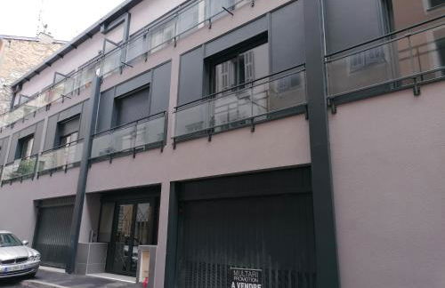 City Vibes, Indoor Parking, Breakfast & Air Conditioning - Foto 16