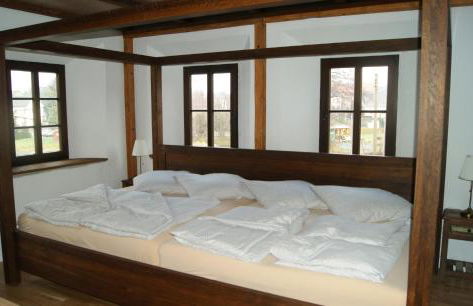 Große Ferienwohnung - Monteurswohnung bei RadebergDresden - Foto 4